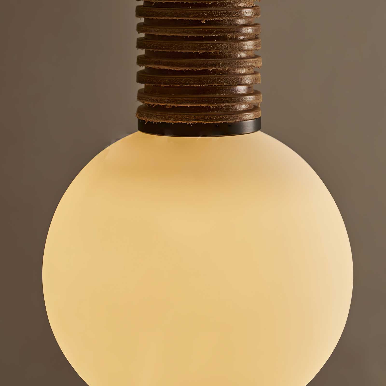 Lestro Wall Light