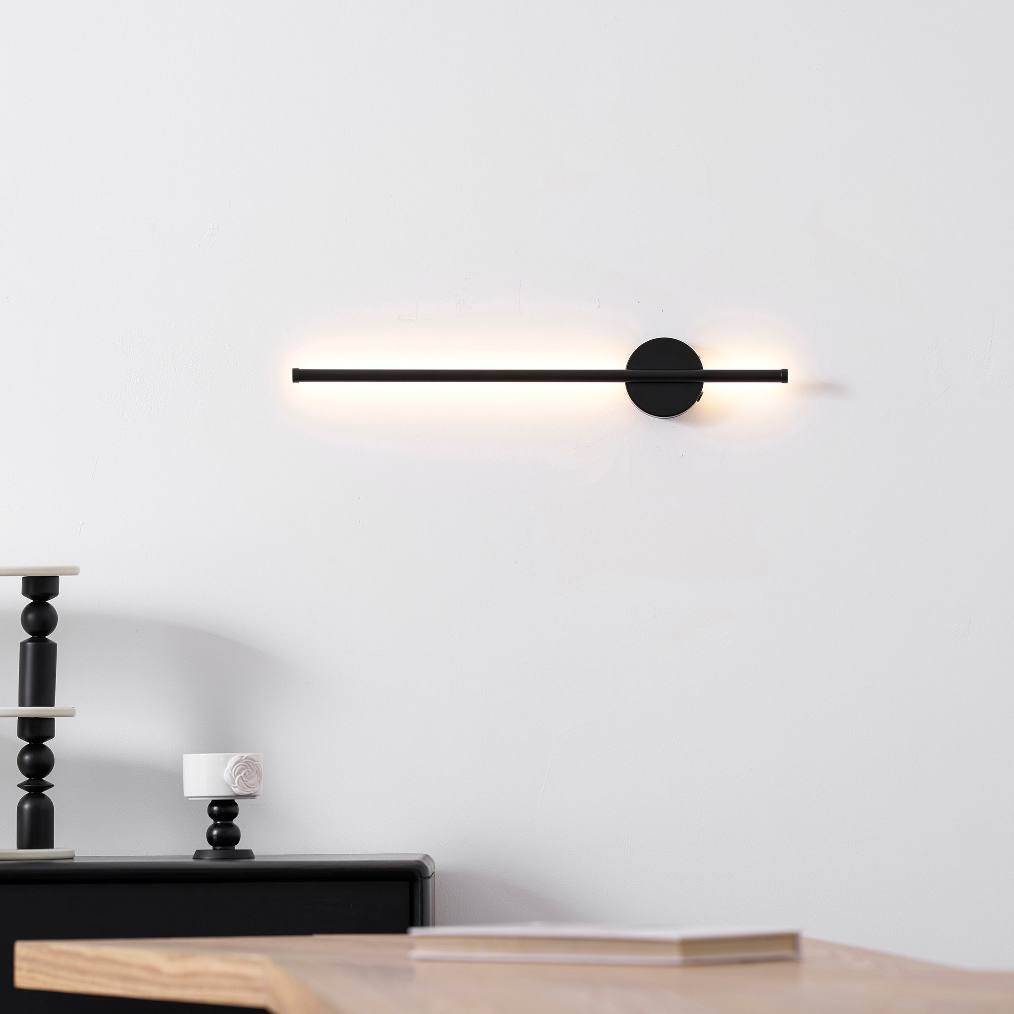 Linearo Rechargeable Wall Lamp Vanity Light