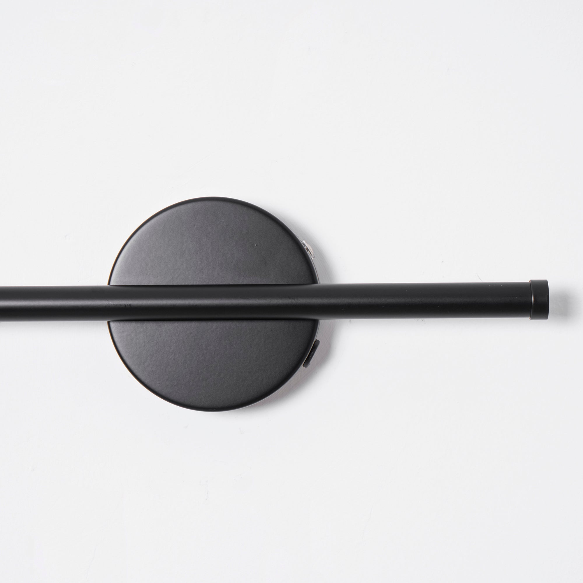 Linearo Rechargeable Wall Lamp Vanity Light