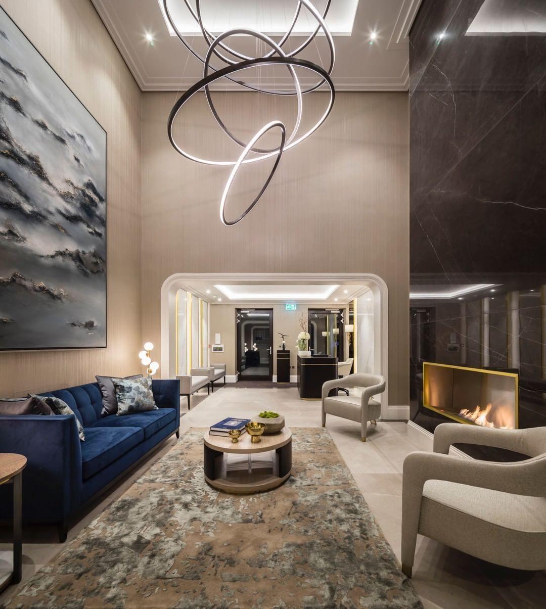 Aveline Chandelier