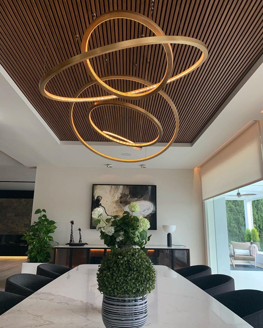 Aveline Chandelier
