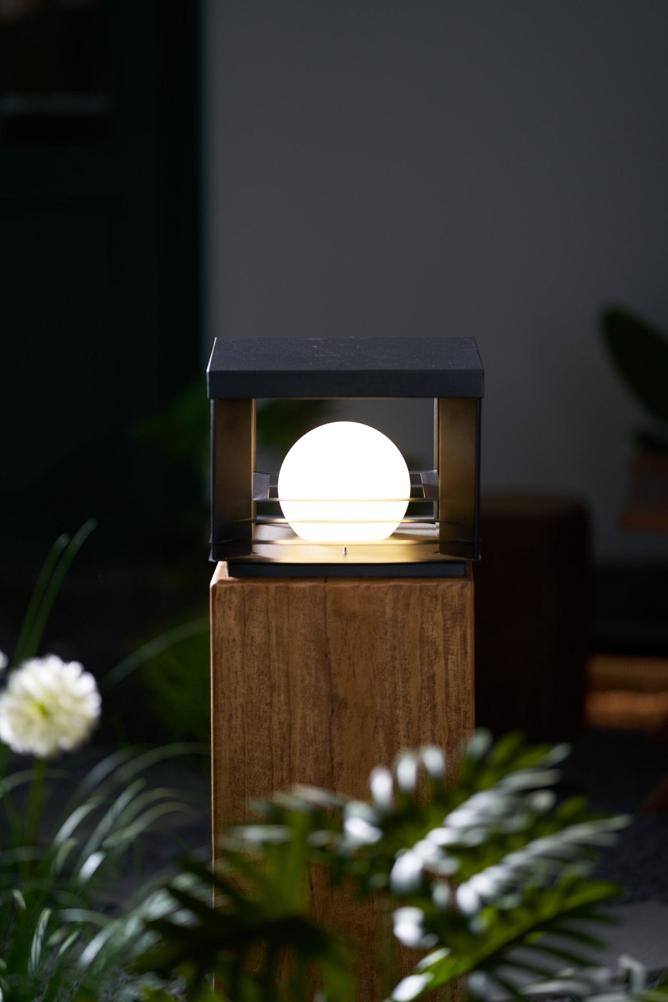 Lunar Crate Outdoor Floor Lamp