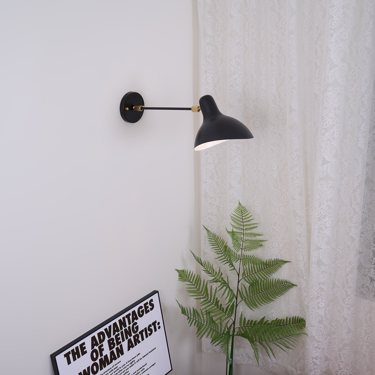 Mantis Wall Lamp 17.7