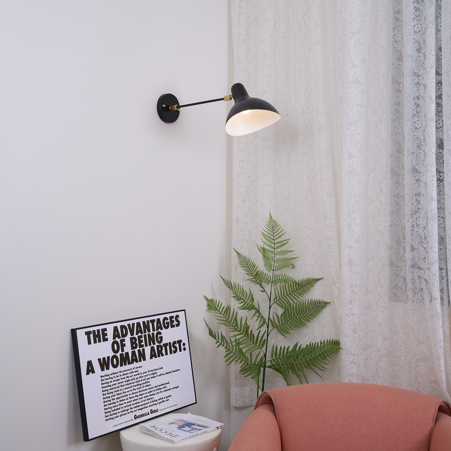 Mantis Wall Lamp 17.7