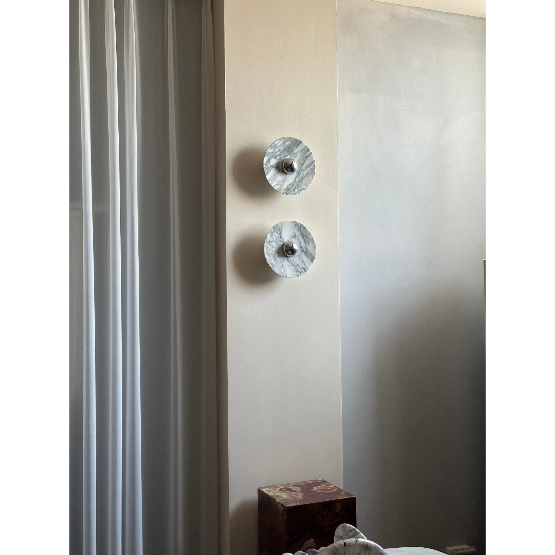 Messier Marble Wall Light, Hardwired Wall Sconce, detail 25