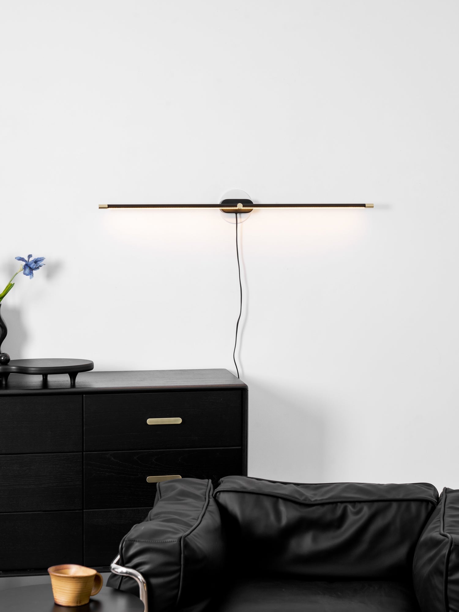 Minimalist Linear Plug-in Wall Lamp Vanity Light