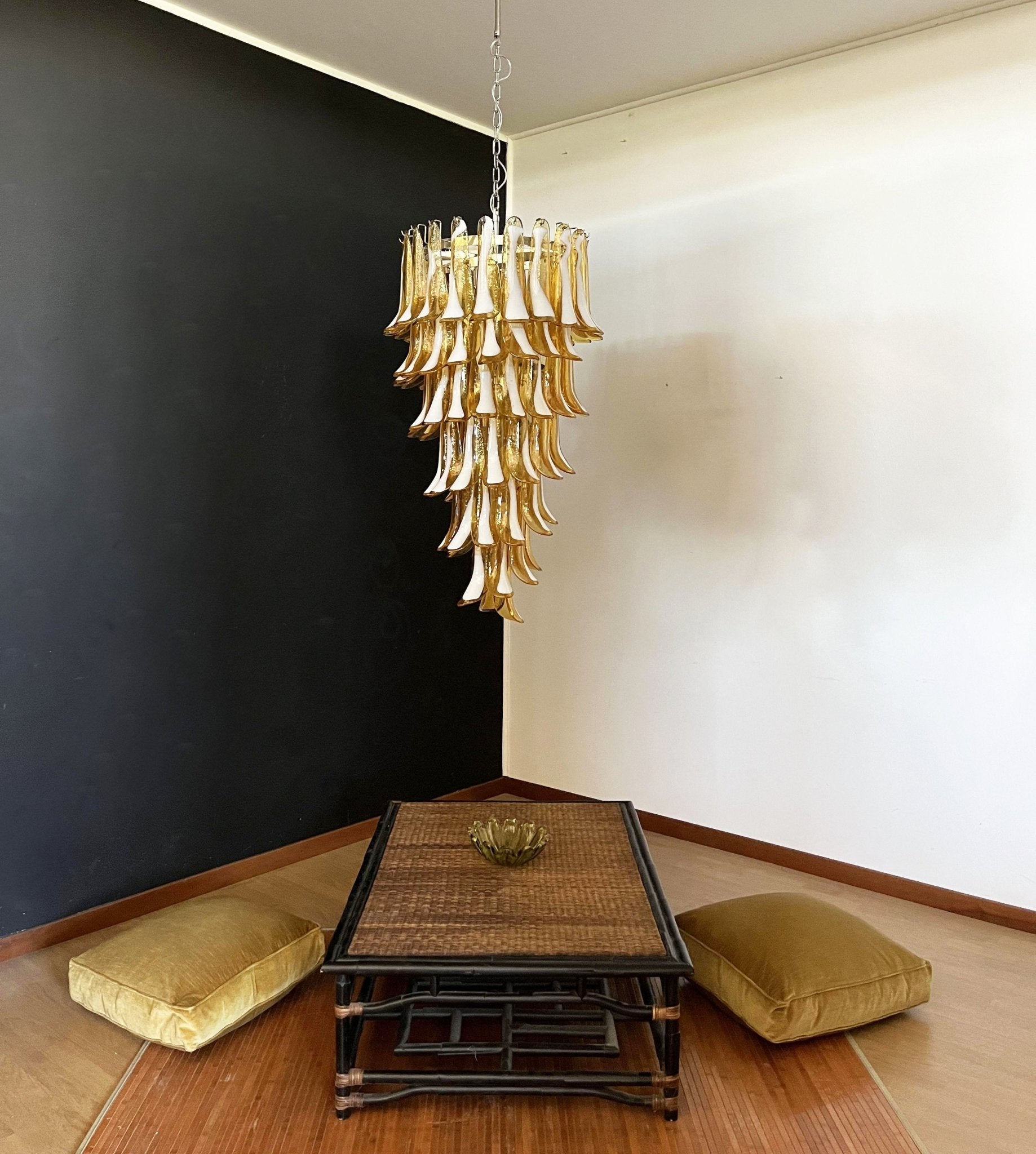 Murano Amber Petals Spiral Chandelier detail view 7