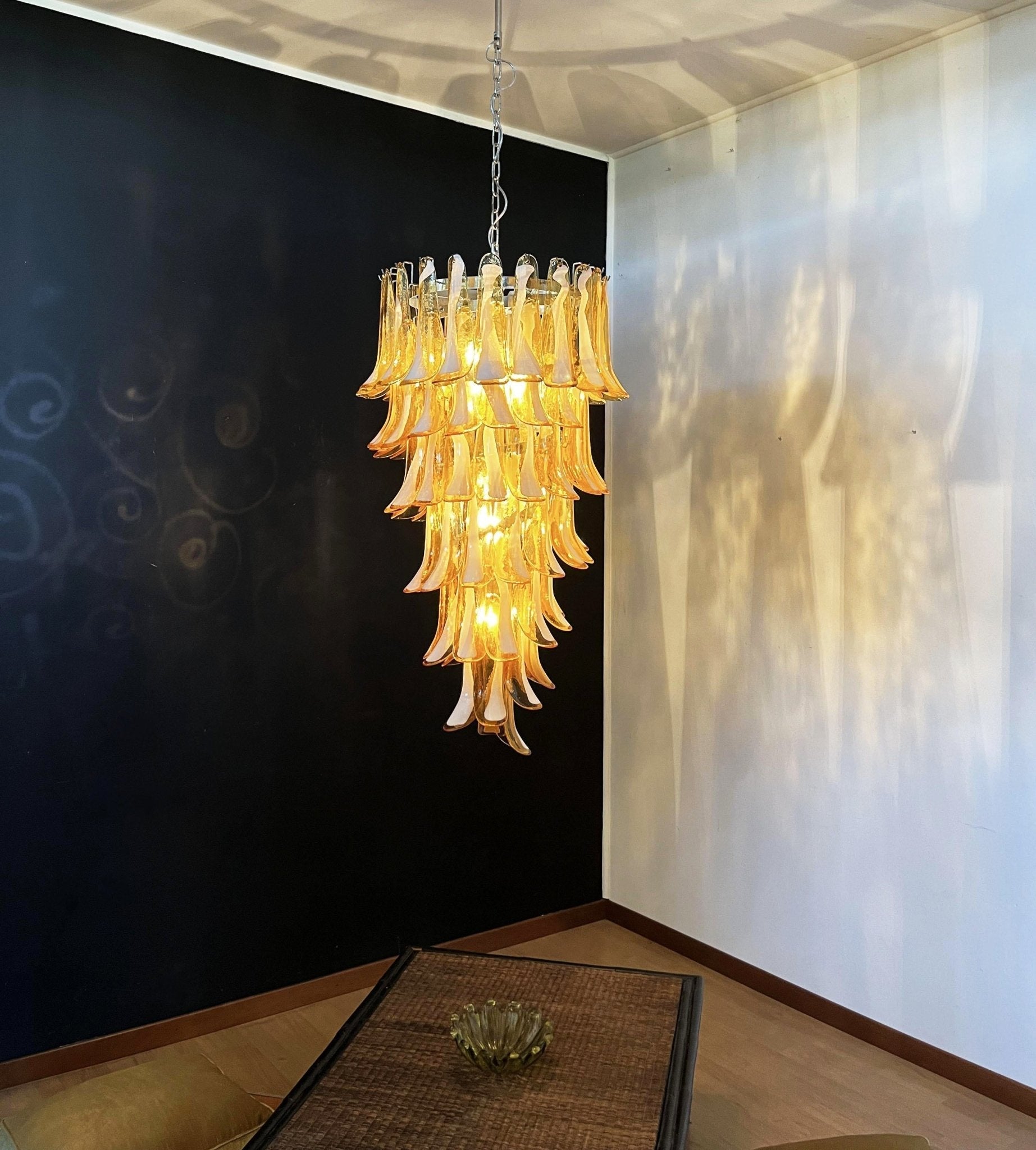 Murano Amber Petals Spiral Chandelier detail view 19