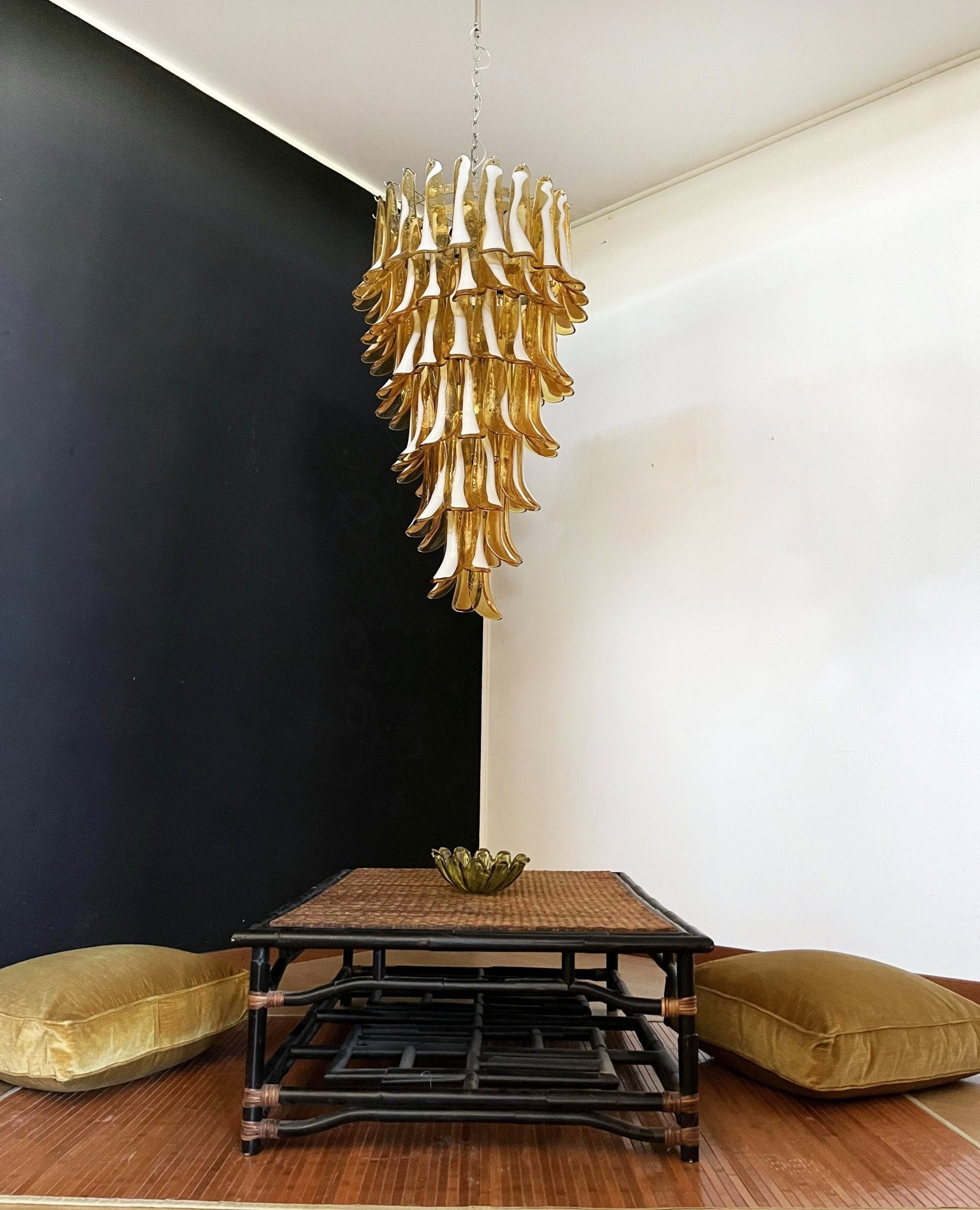 Murano Amber Petals Spiral Chandelier detail view 15
