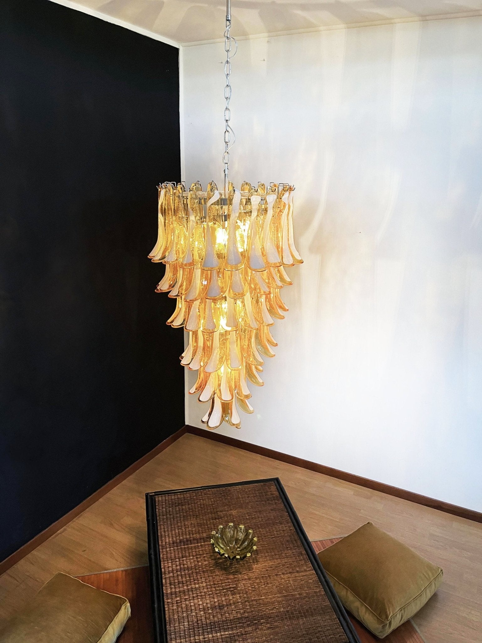 Murano Amber Petals Spiral Chandelier detail view 6