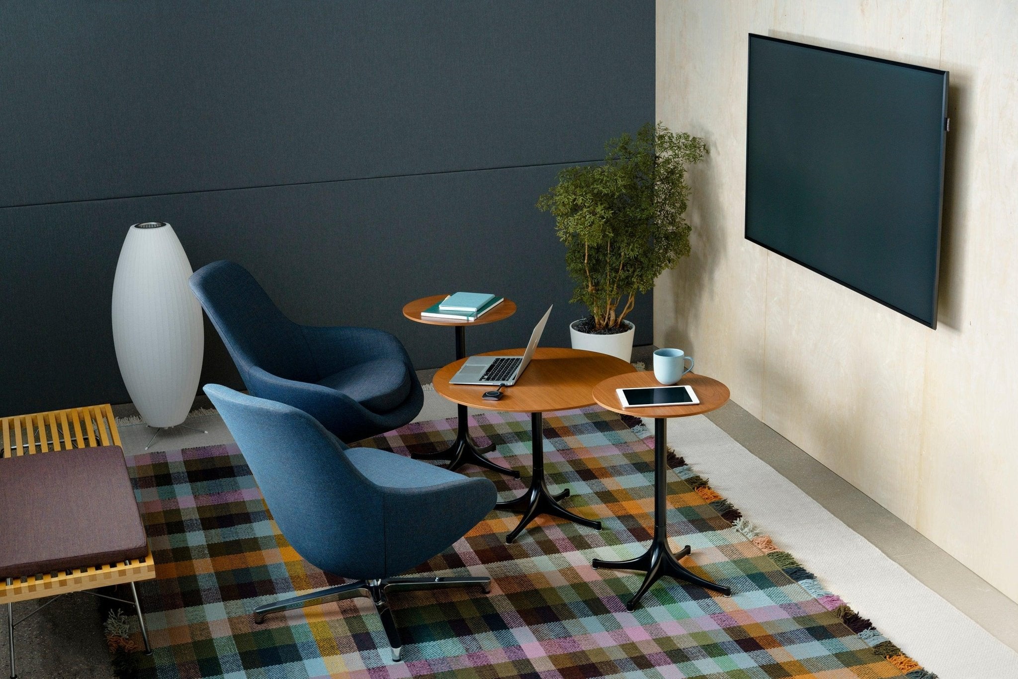 Nelson Tripod Accent Lamp Table Lamp