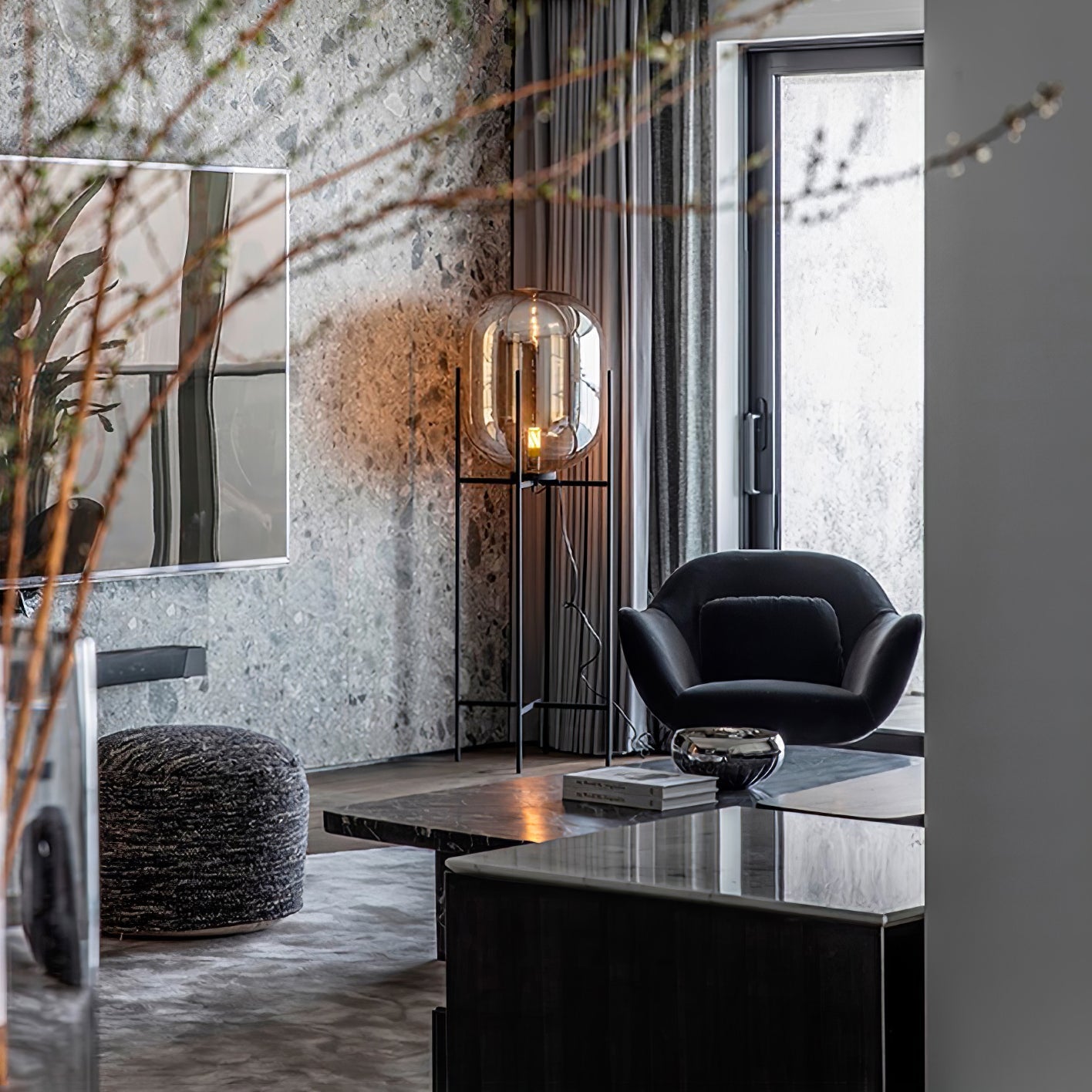 Oda Floor Lamp