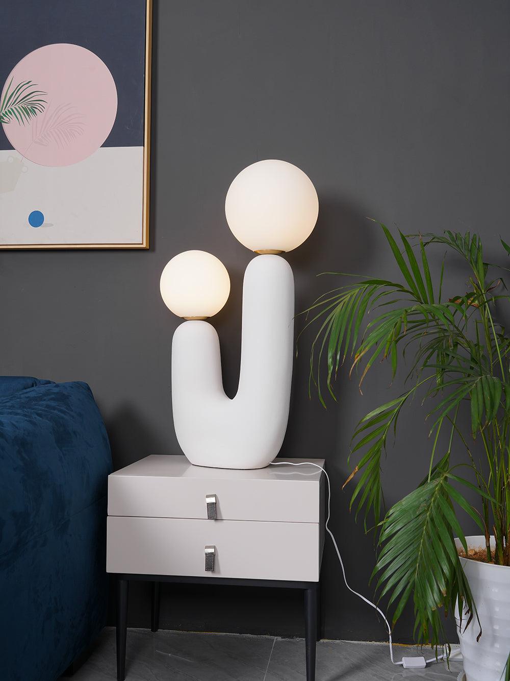 Oo Smooth Table Lamp 10.2