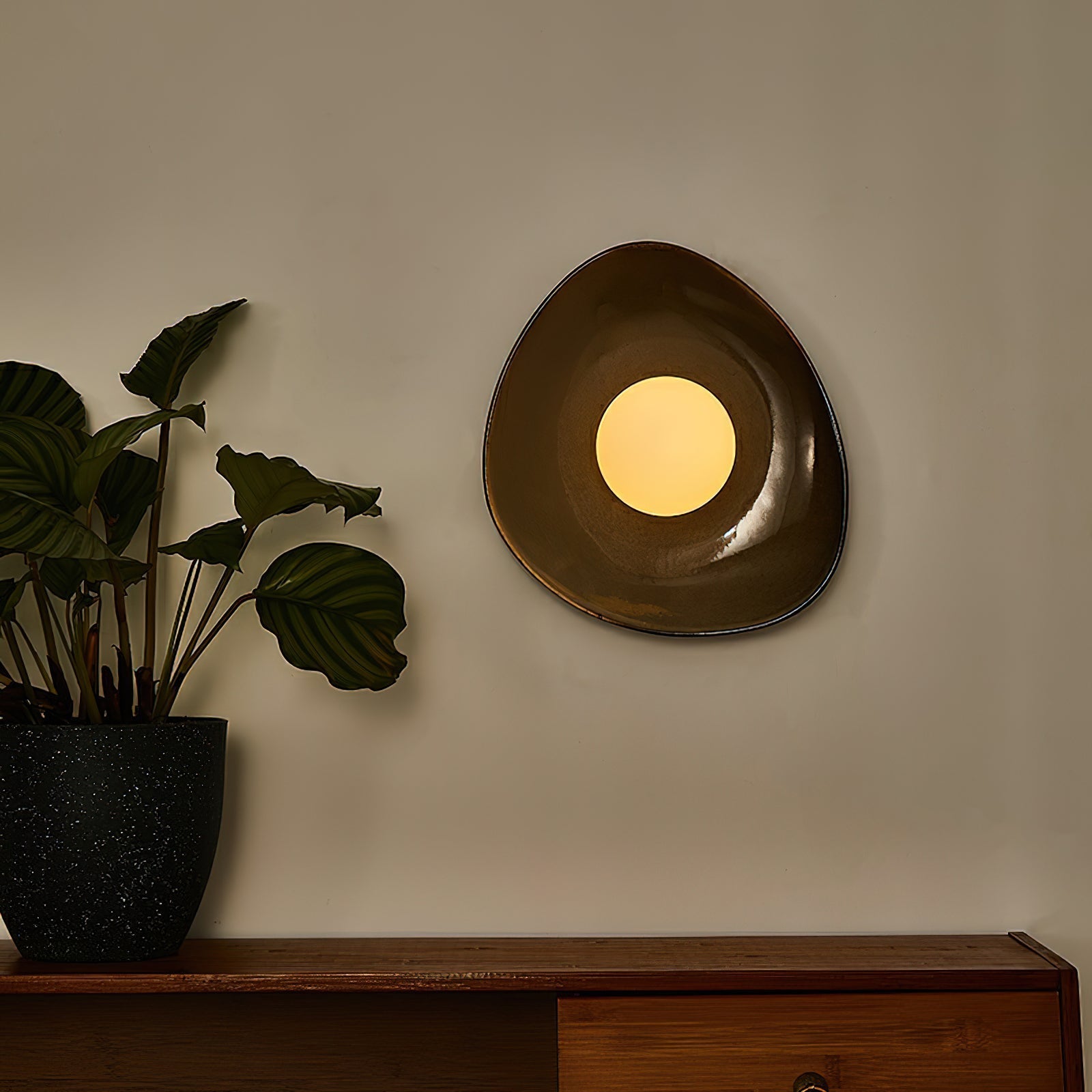 Pebble Disc Wall Light 11.8