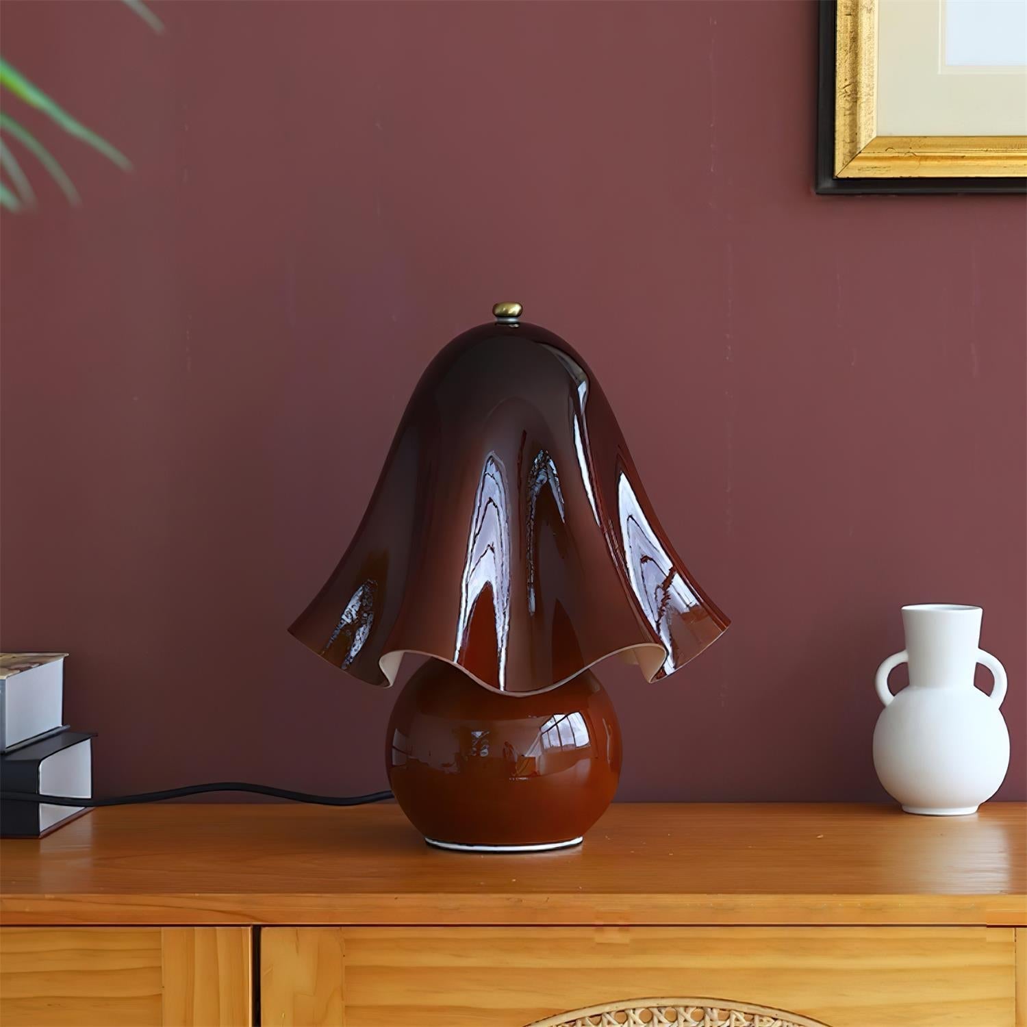 Petalia Table Lamp