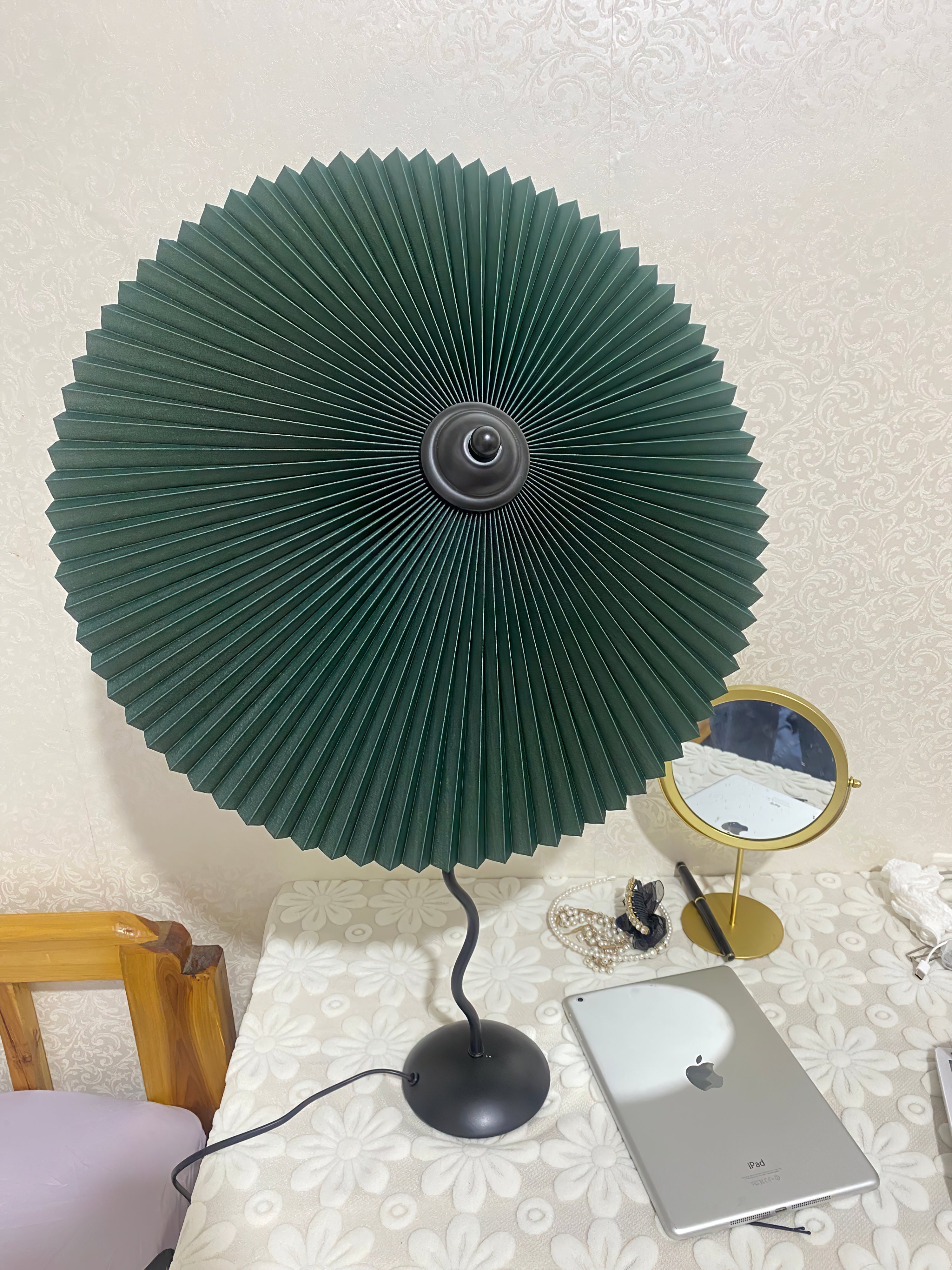 Pleated Hat Portable Lamp Table Lamp