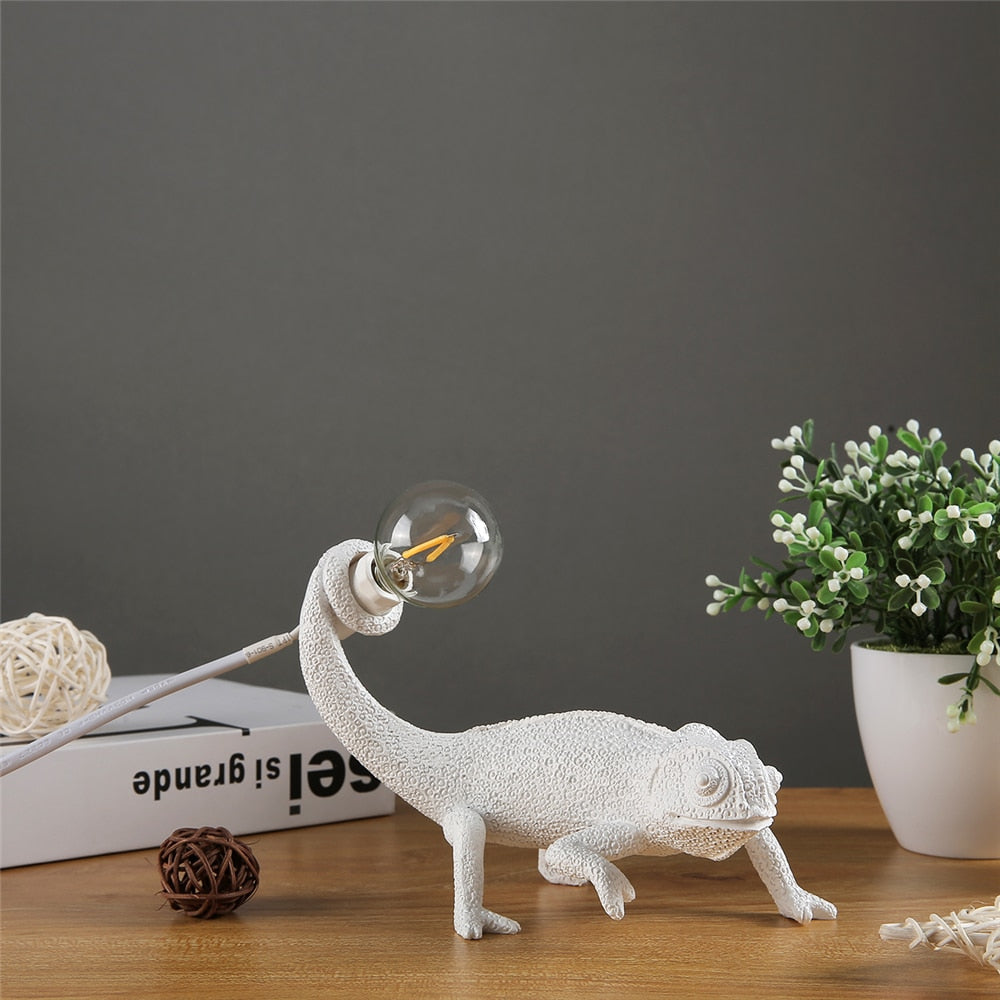 Resin Lizard Table Lamp 7.5