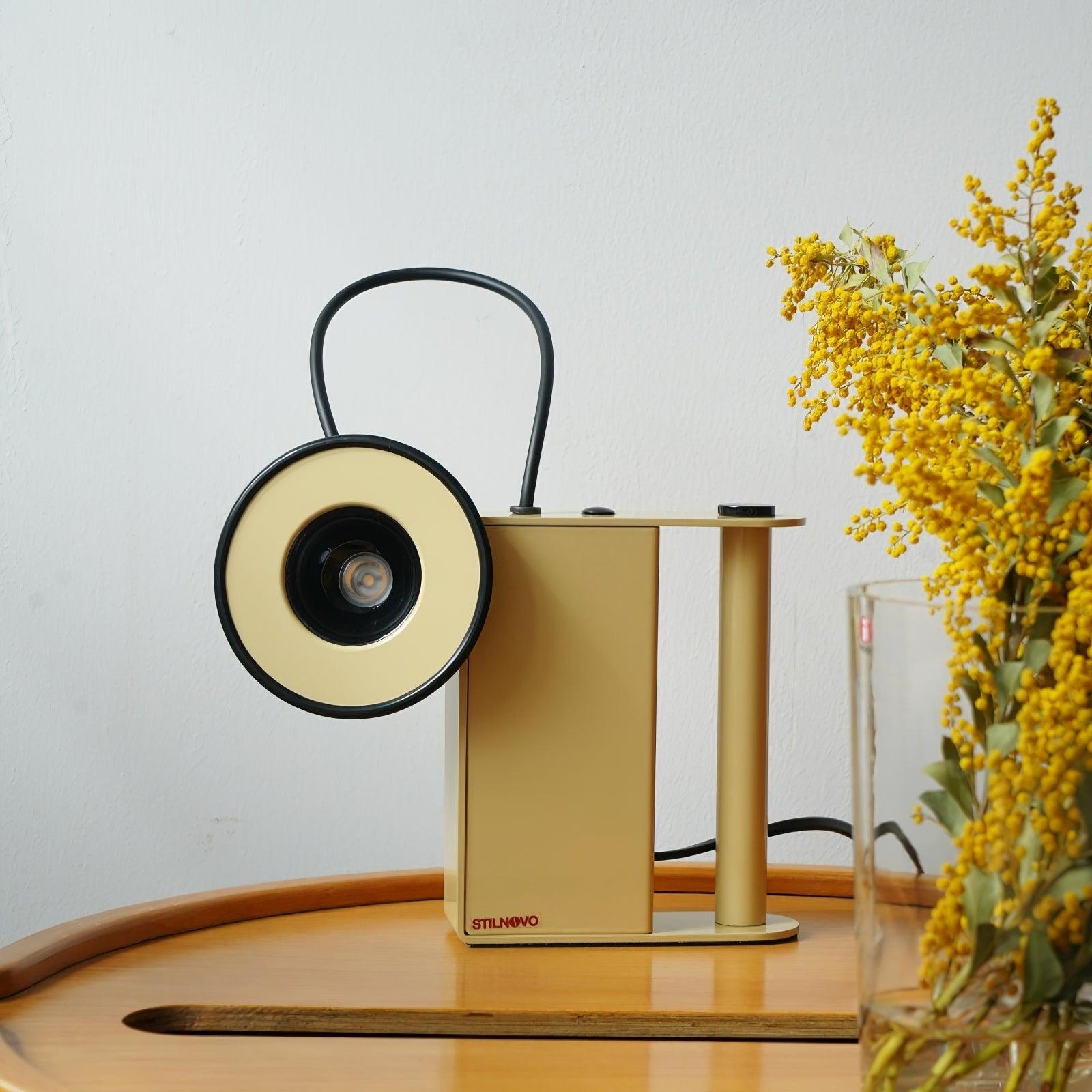 Roland Camera Table Light 7.7