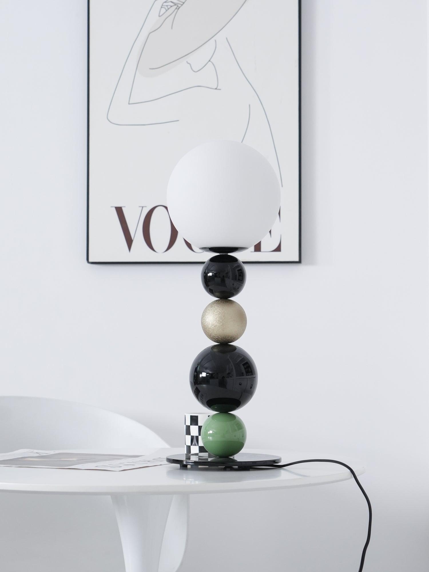 Round Balls Stacking Table Lamp 7.9