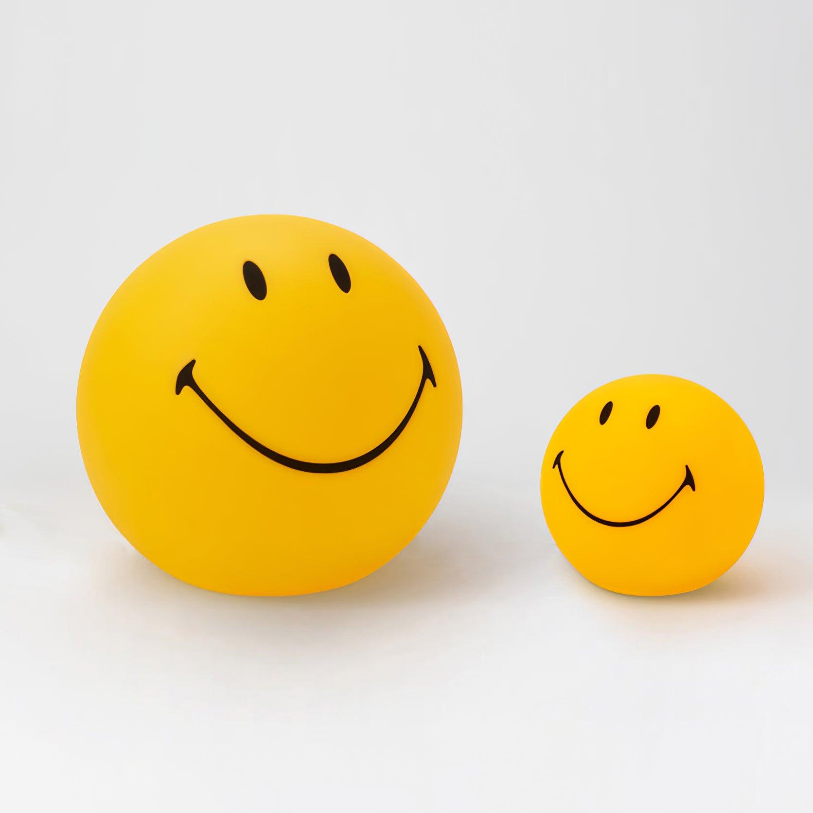 Smiling Reading Light Table Lamp detail view 4