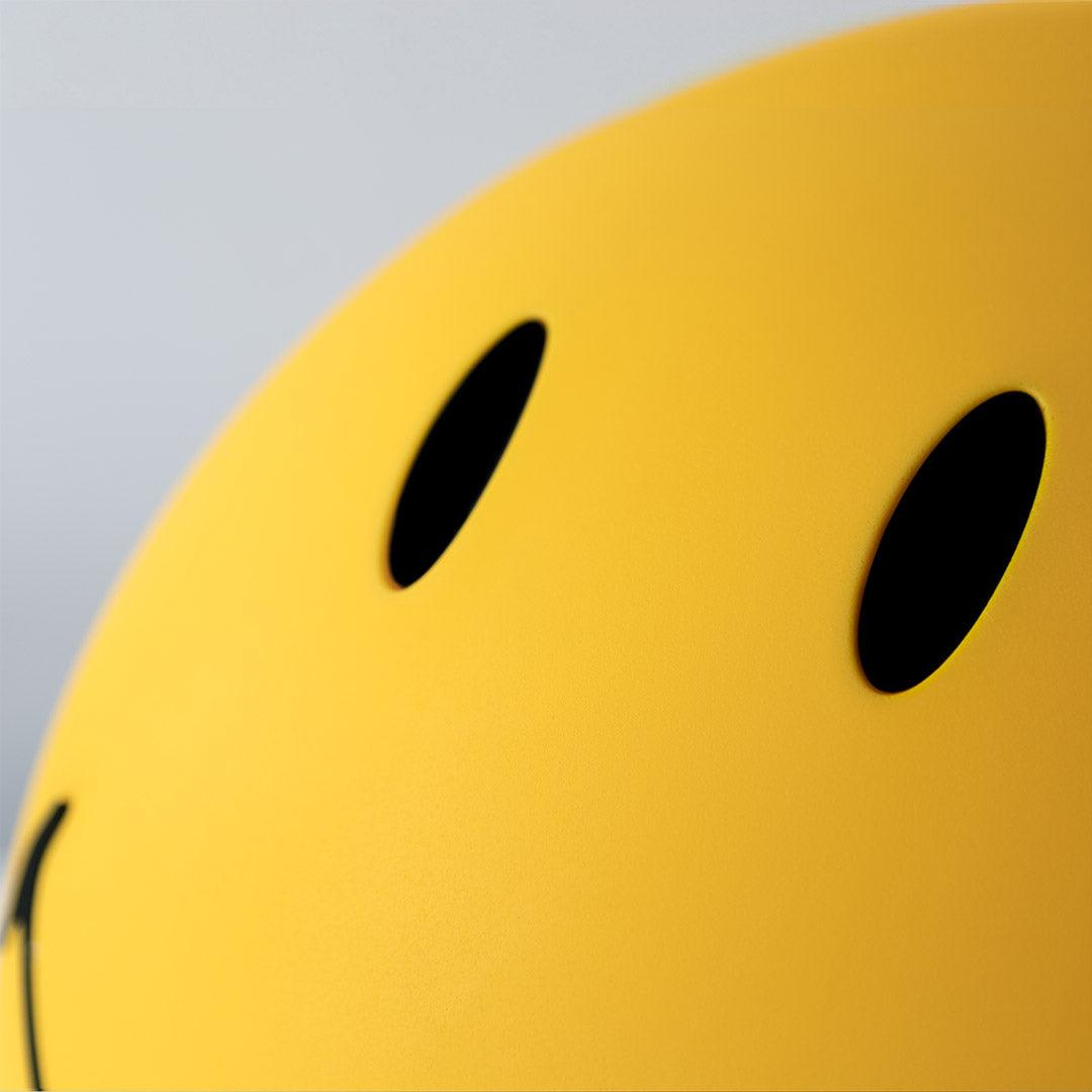 Smiling Reading Light Table Lamp detail view 36