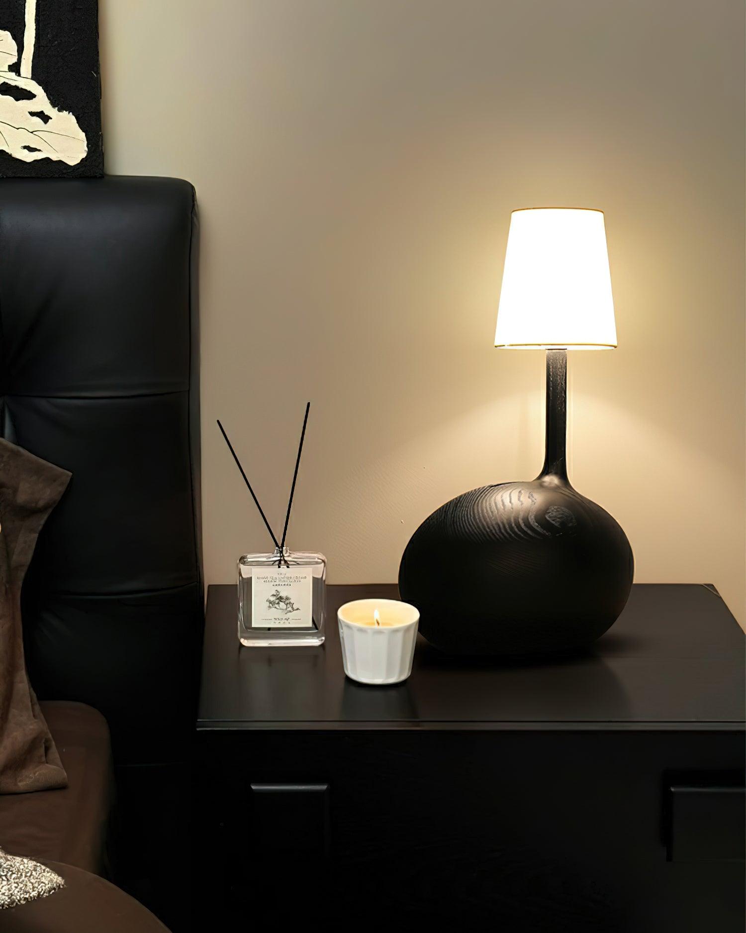 Snail Table Lamp 15.7