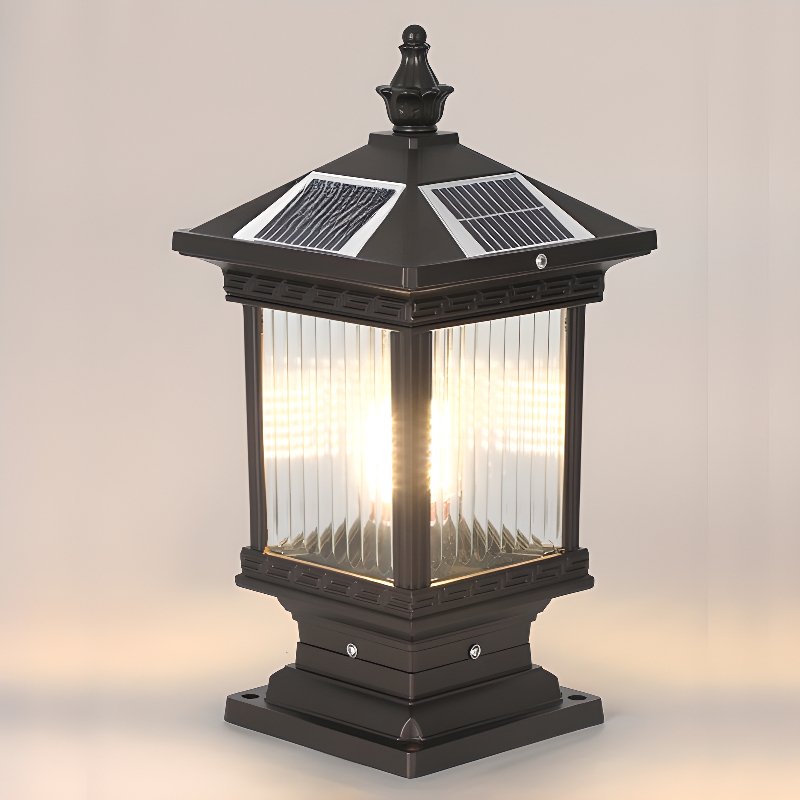 Solar Classic Lantern Outdoor Light
