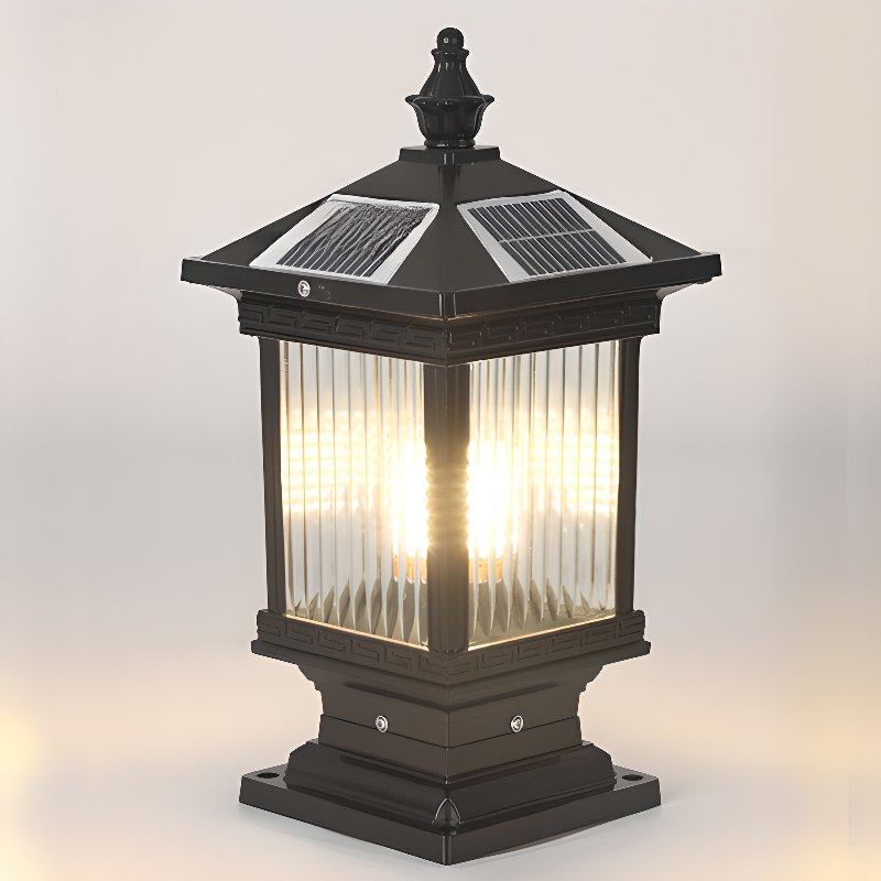 Solar Classic Lantern Outdoor Light