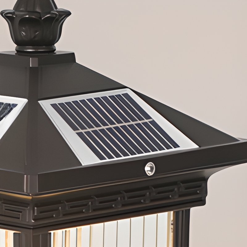 Solar Classic Lantern Outdoor Light