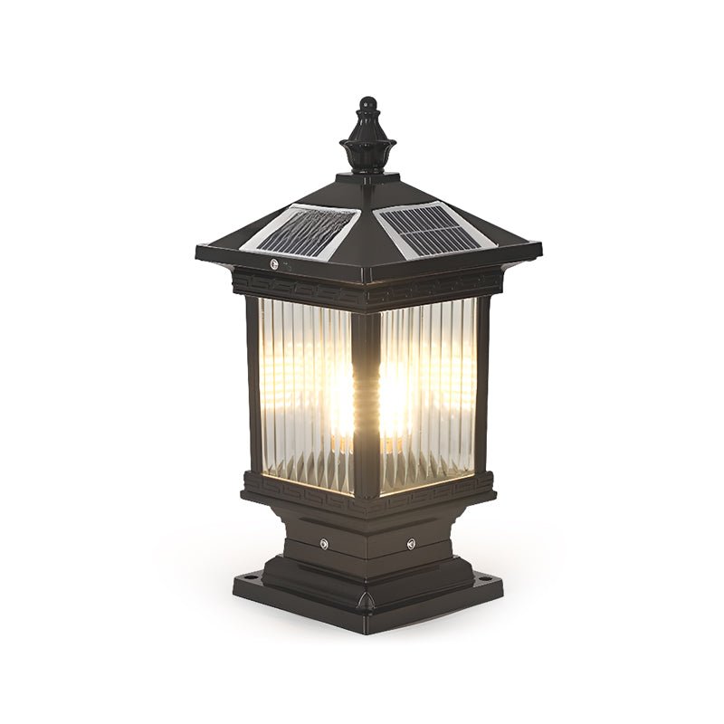 Solar Classic Lantern Outdoor Light