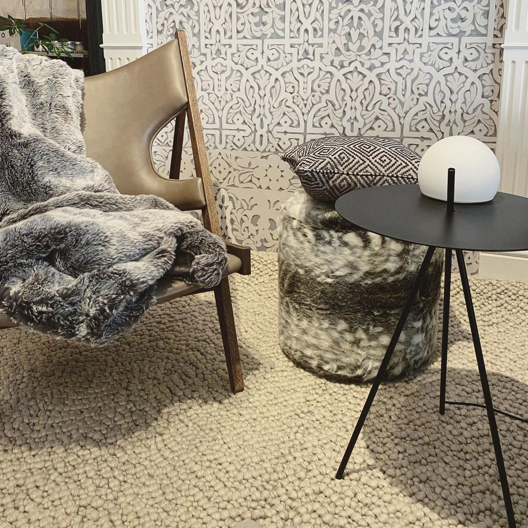 Soluna Tripod Outdoor Lamp End Table
