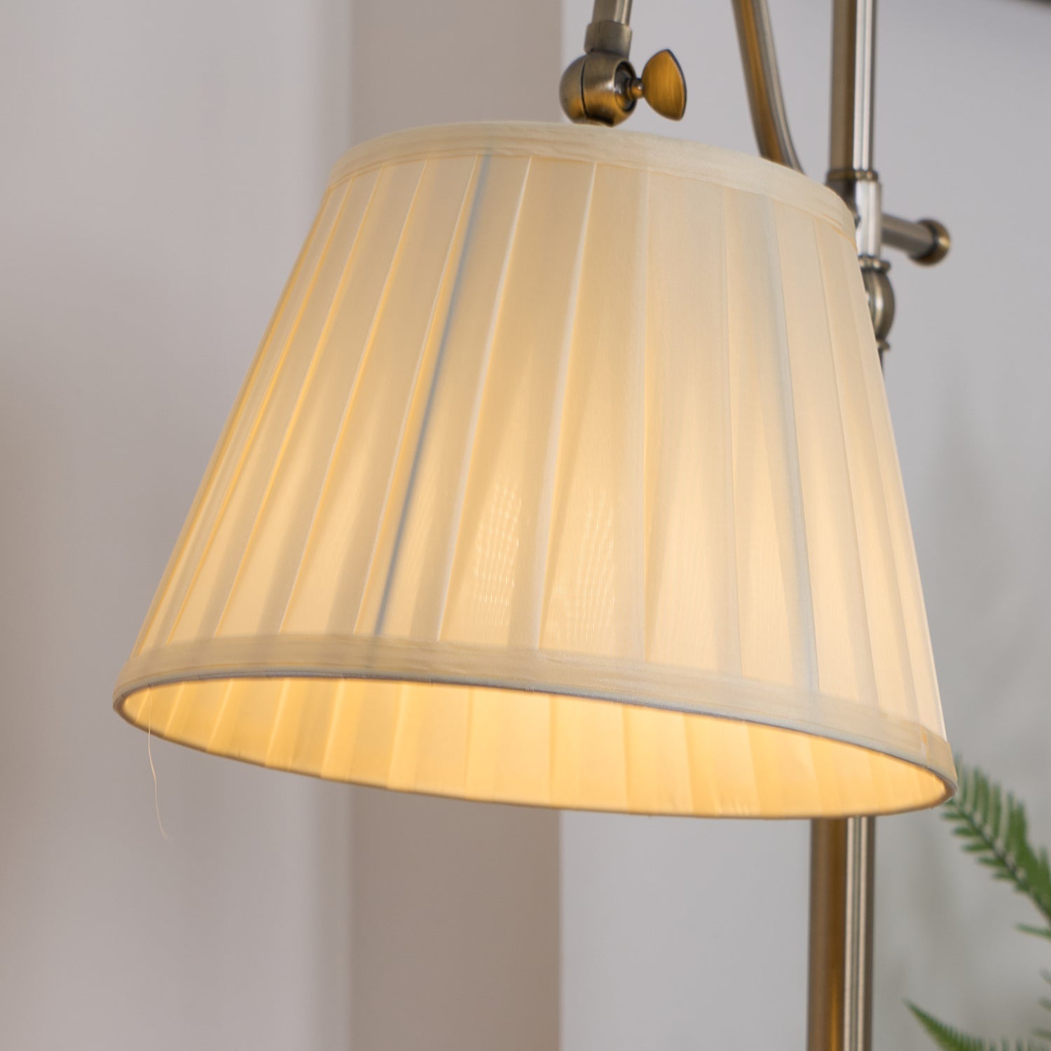Suffolk Portable Lamp Table Lamp