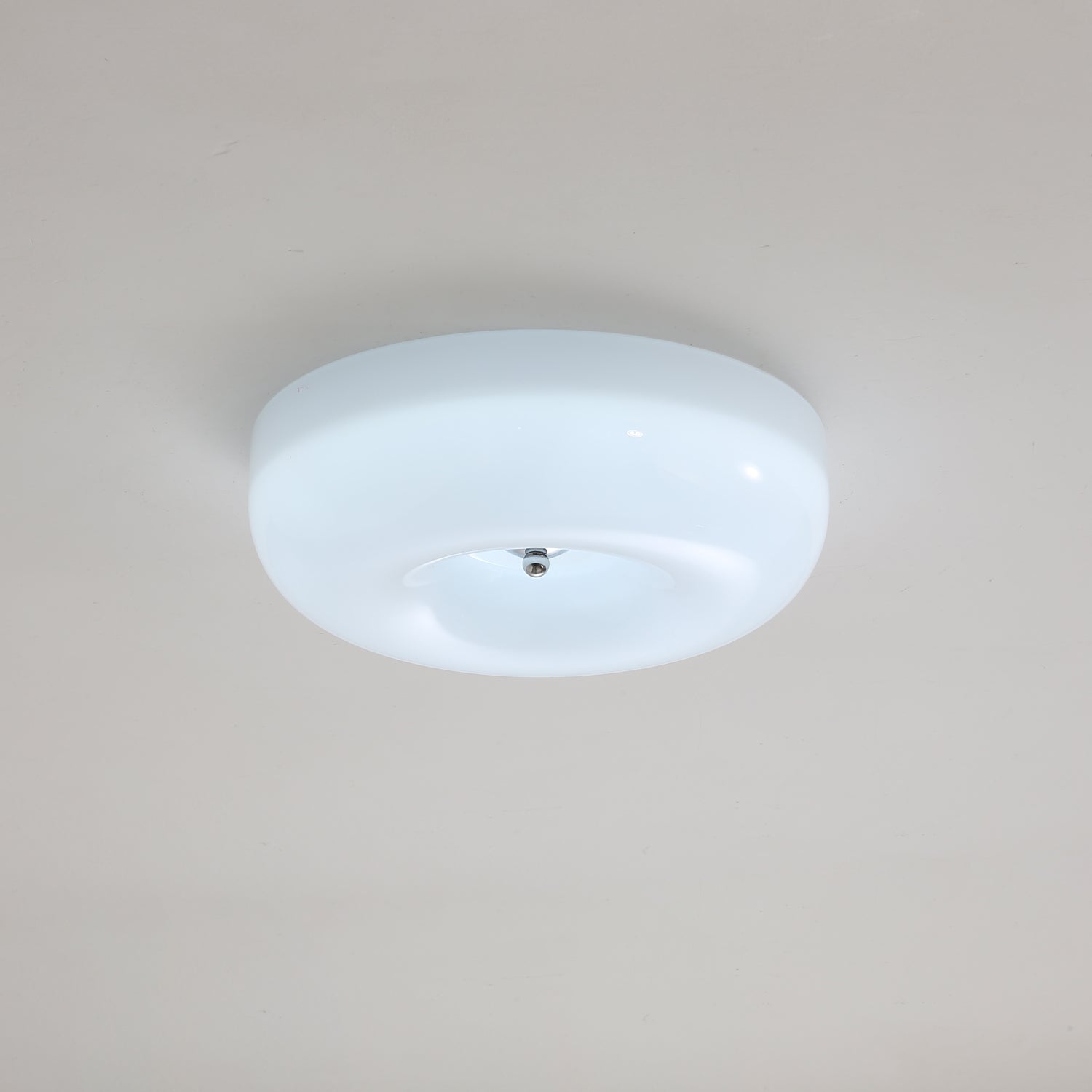 Swirl Glass Ceiling Lamp detail view 16