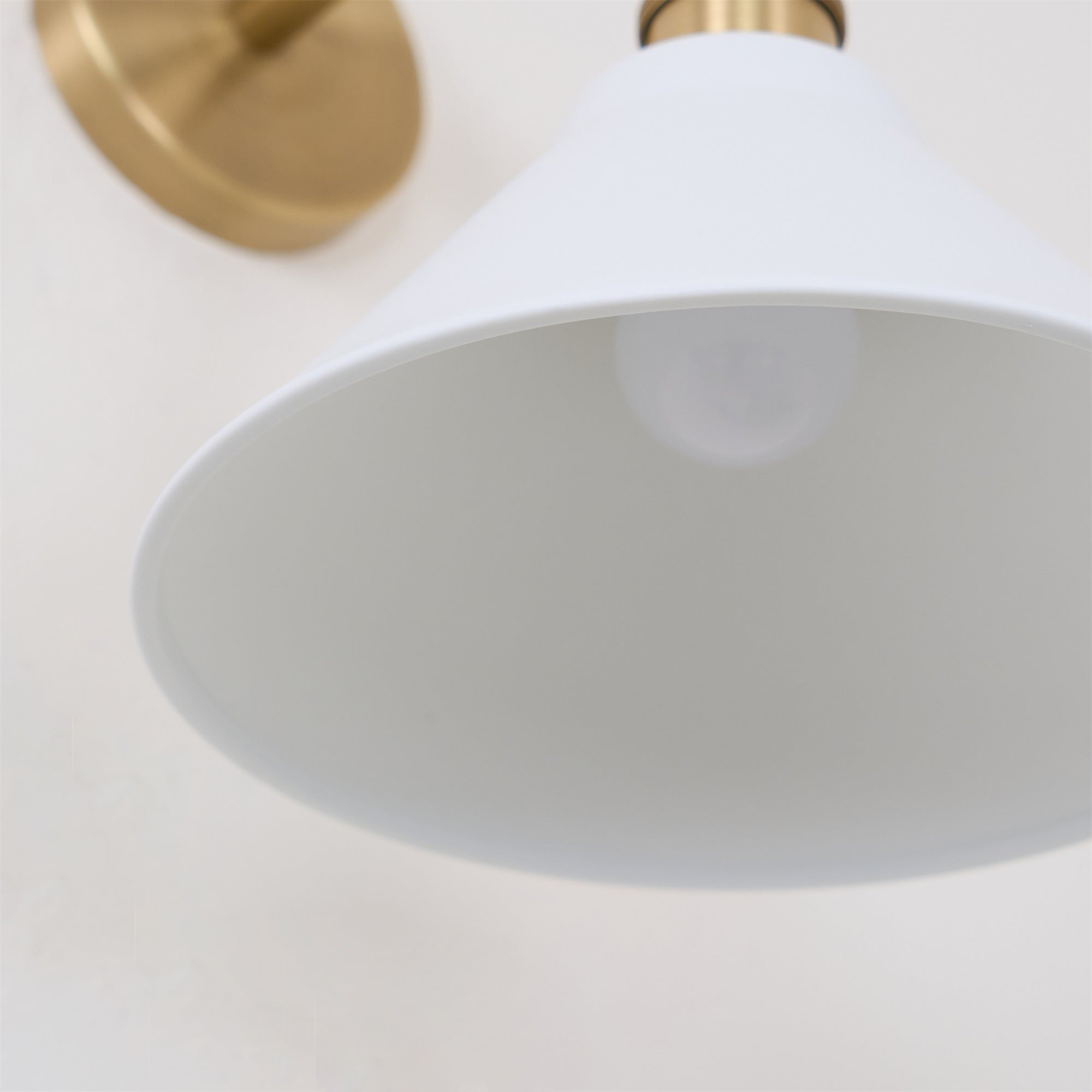 Heirloom Wall Lamp 9.4