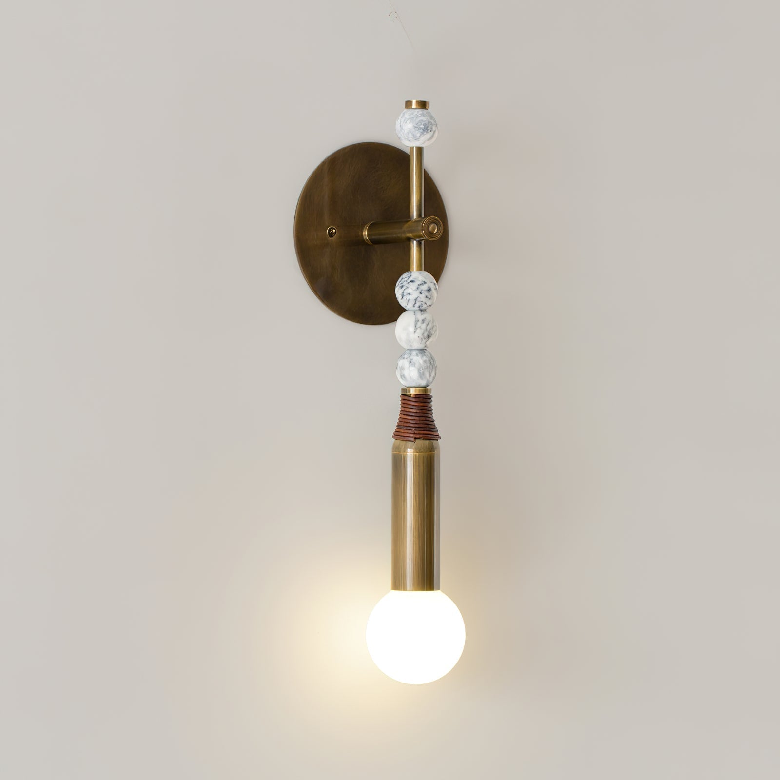 Toam Plug-in Wall Sconce