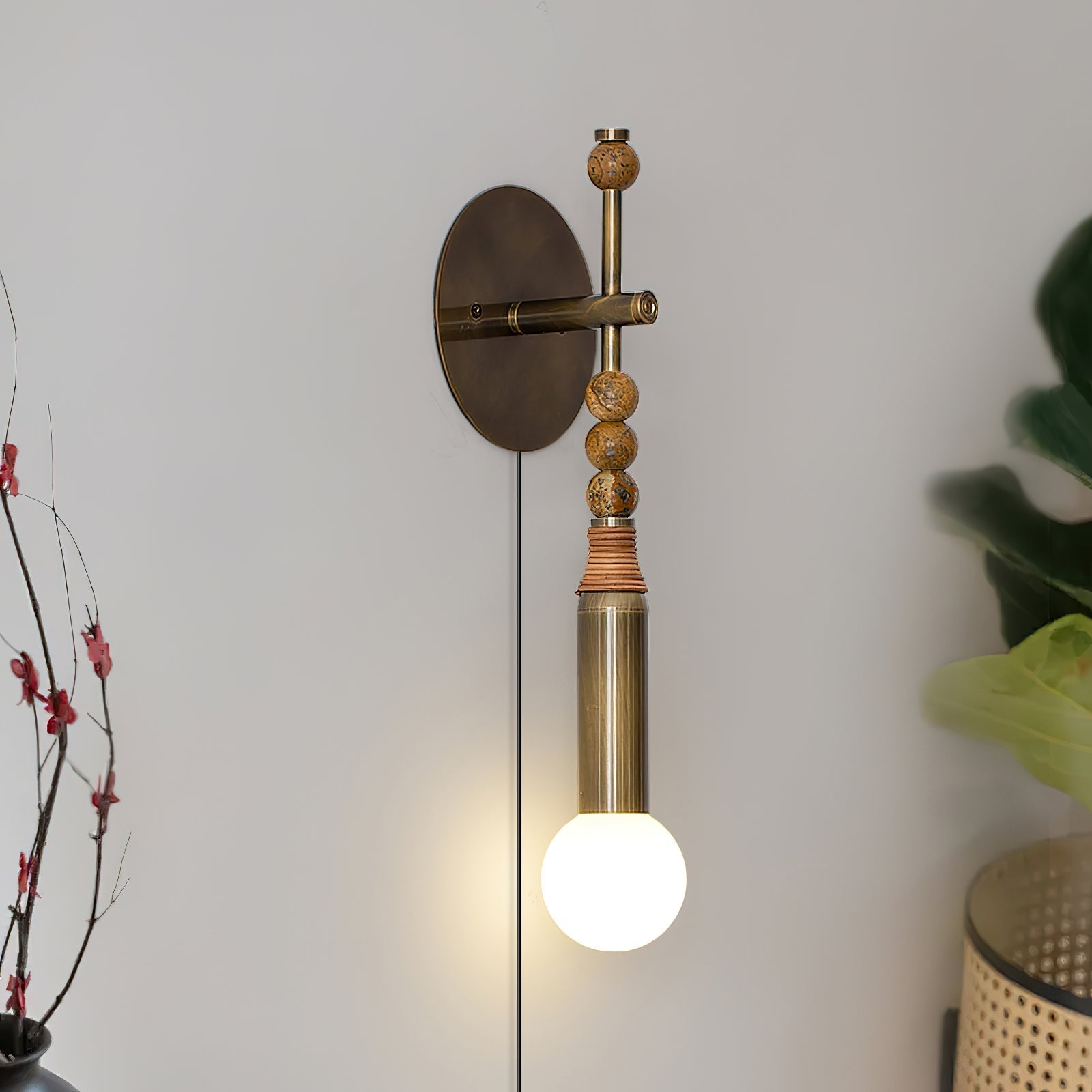 Toam Plug-in Wall Sconce