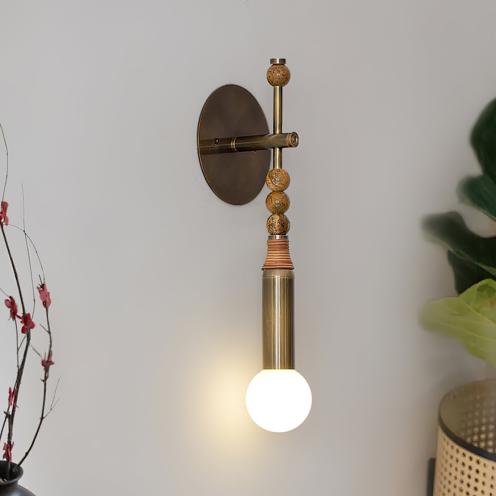 Toam Plug-in Wall Sconce
