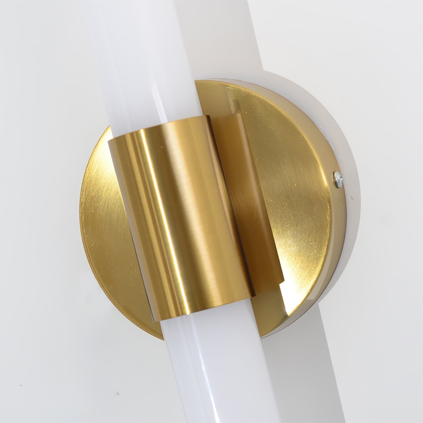 Tubo Linear LED Wall Sconce