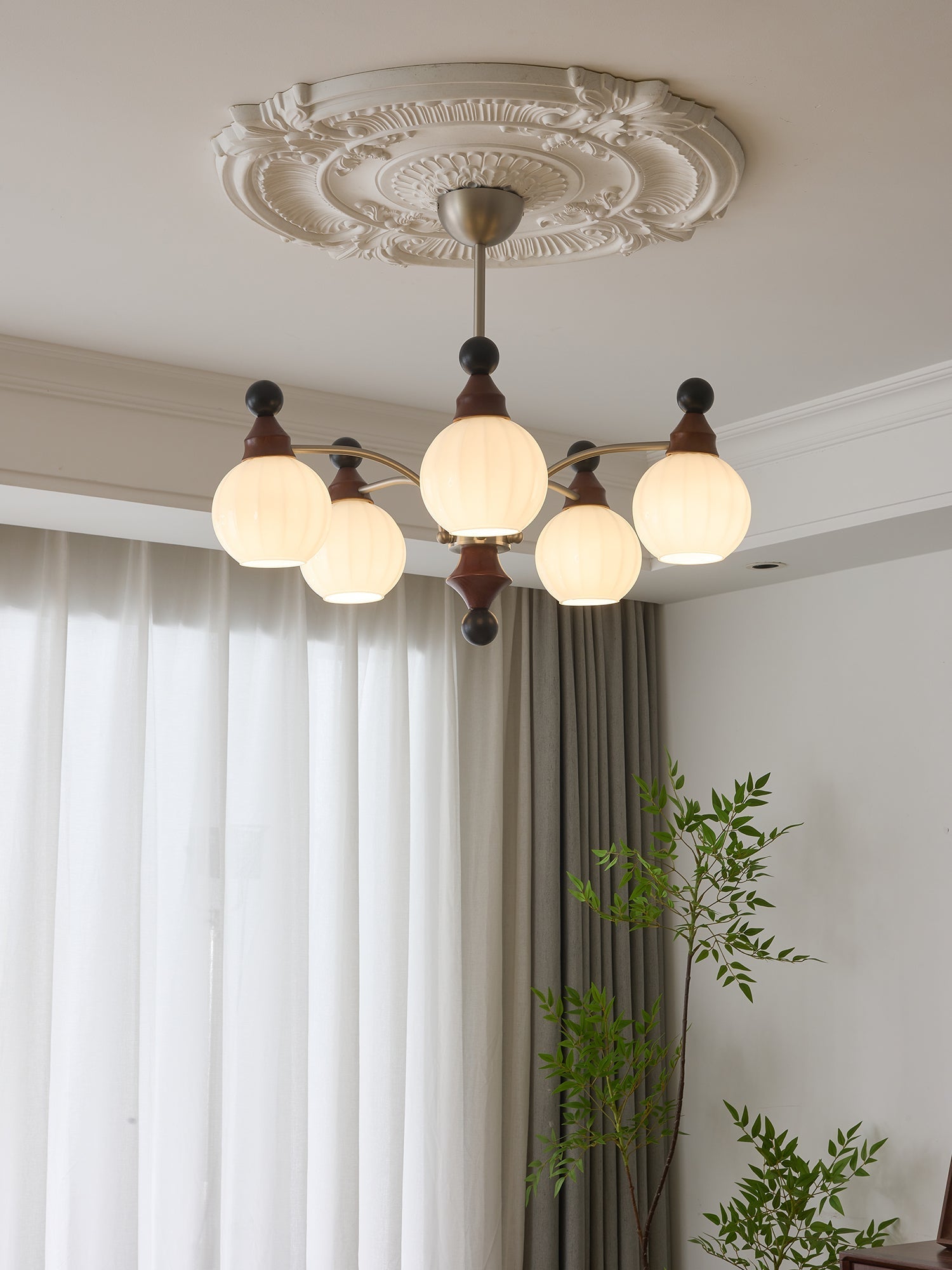 Valerio Chandelier detail view 18