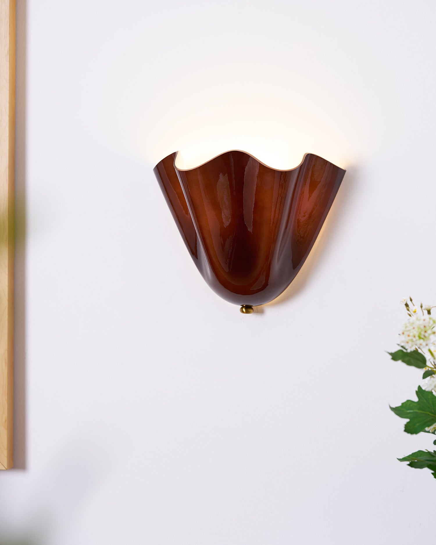 Petalia Wall Sconce