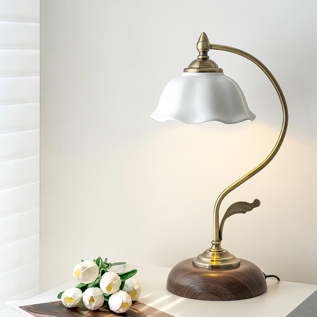 Vintage Laiton Table Lamp 6.7