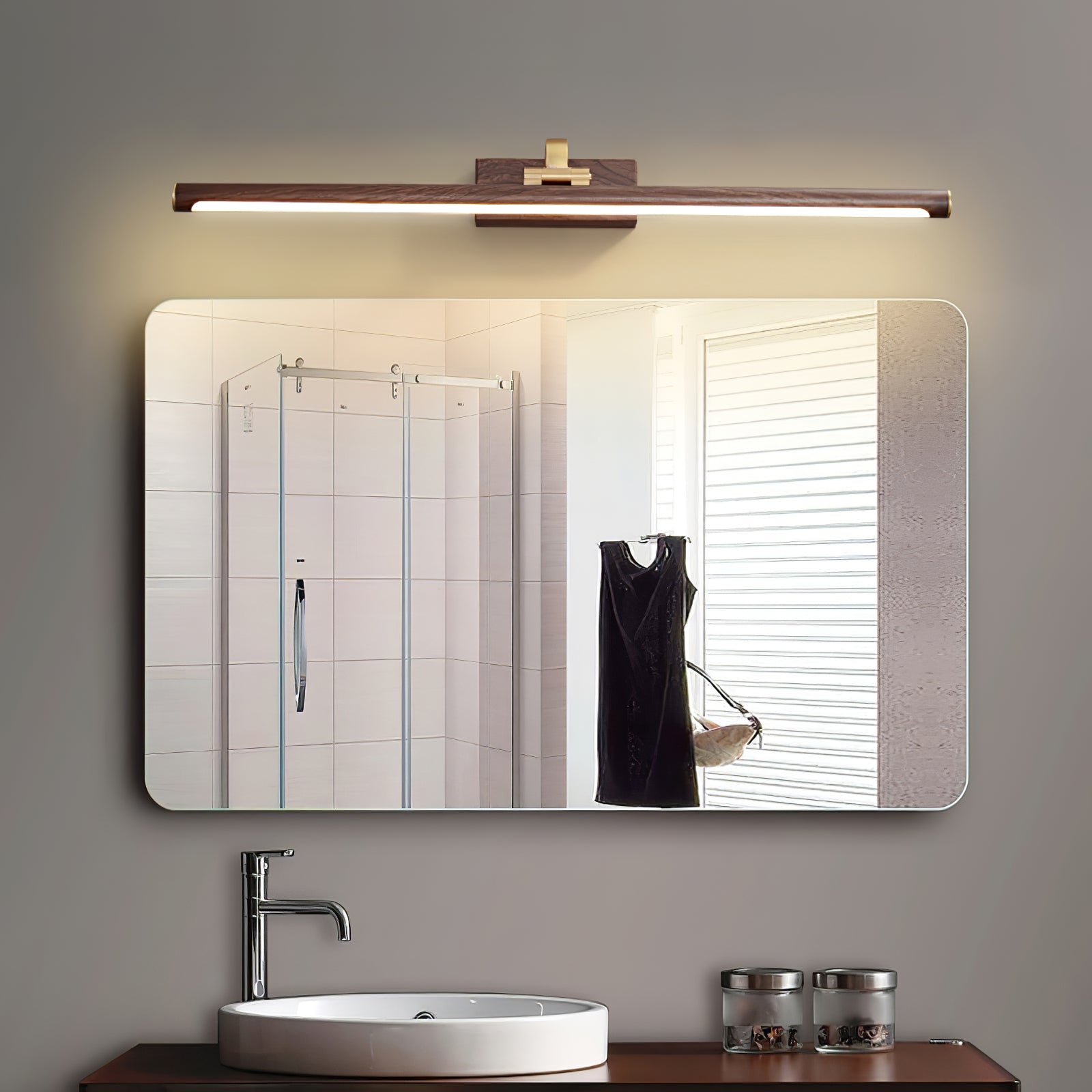 Walnut Color Linear LED Wall-mounted Light Wall Light