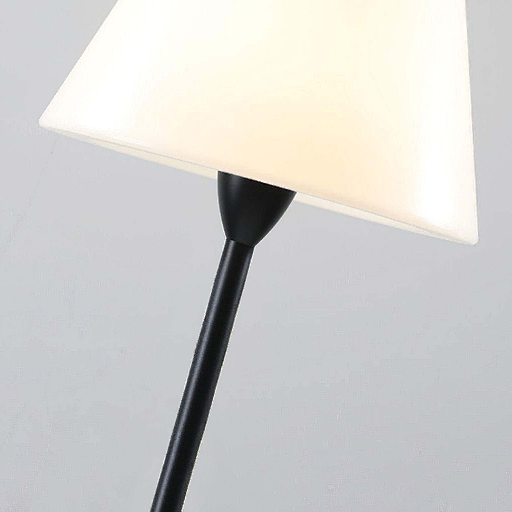 Ward Floor-standing Floor Lamp