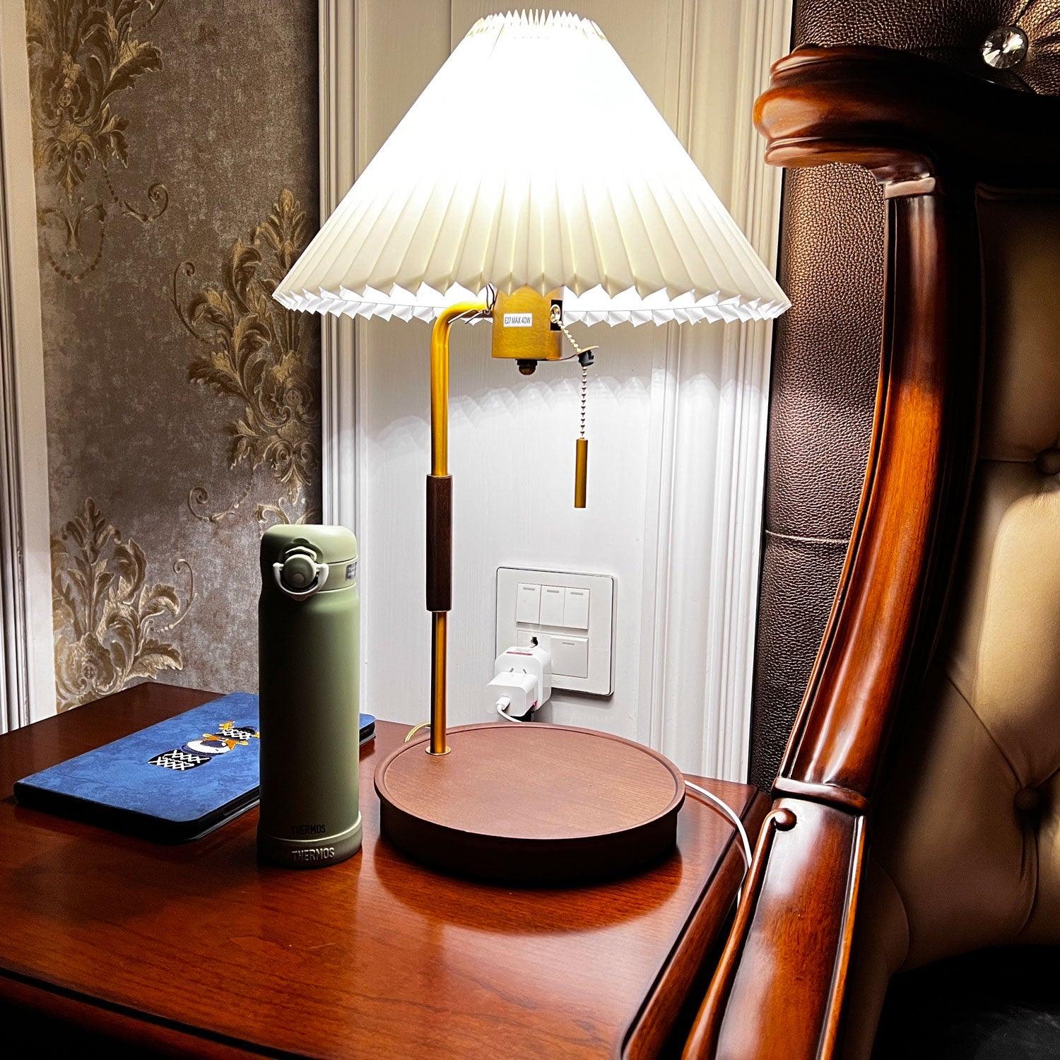 Wooden Retro Work Lamp Table Lamp detail view 20