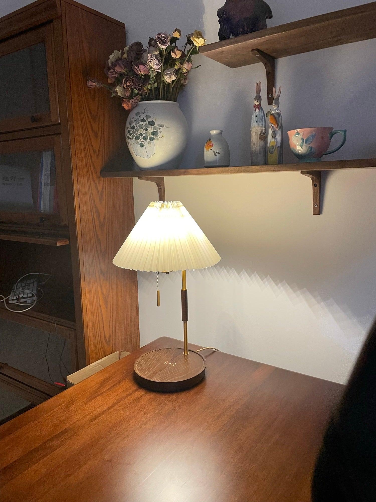Wooden Retro Work Lamp Table Lamp detail view 27