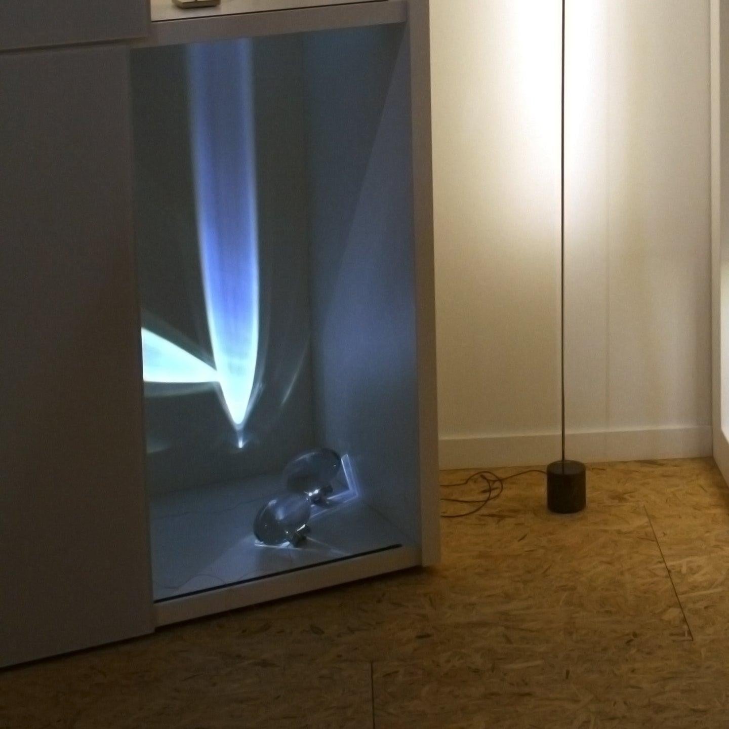 Atman Crystal Glow Table Lamp