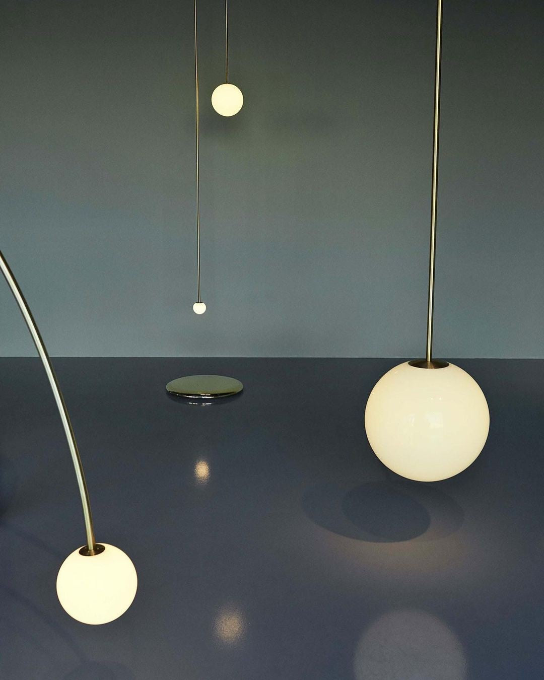 Brass Globe Rod Pendant Light