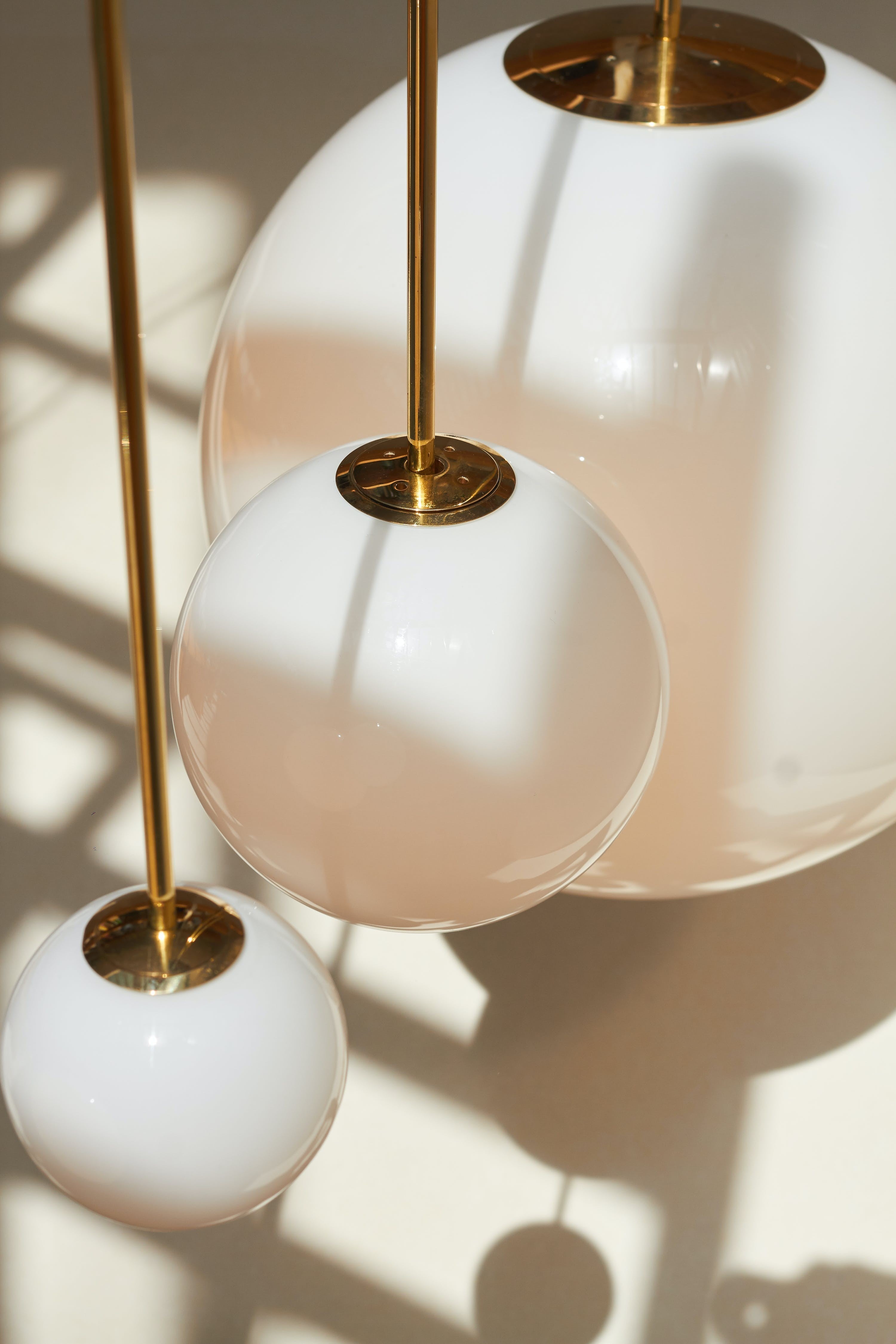Brass Globe Rod Pendant Light