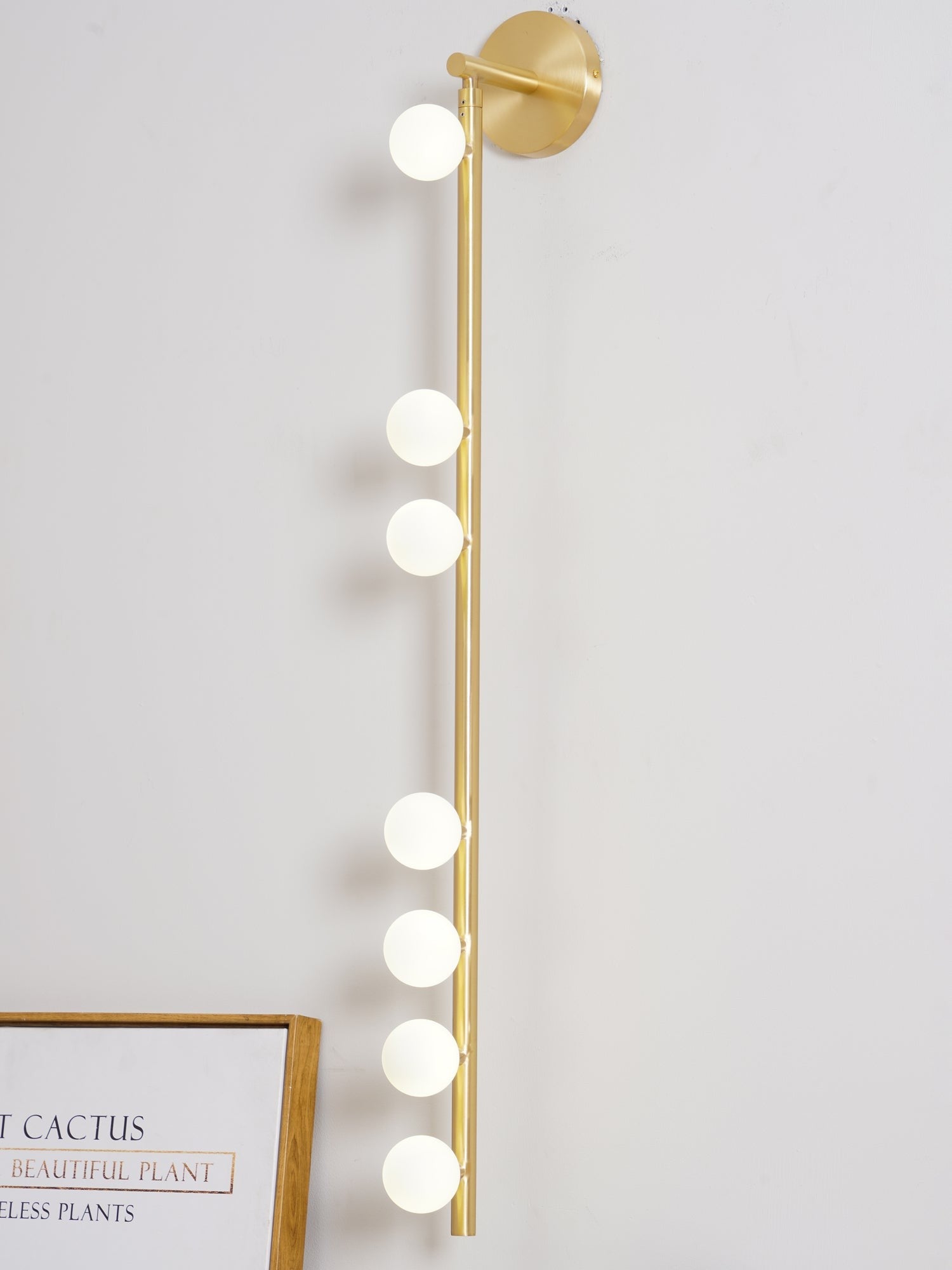 Vanity Light detail image with finish, structure, and proportion visible