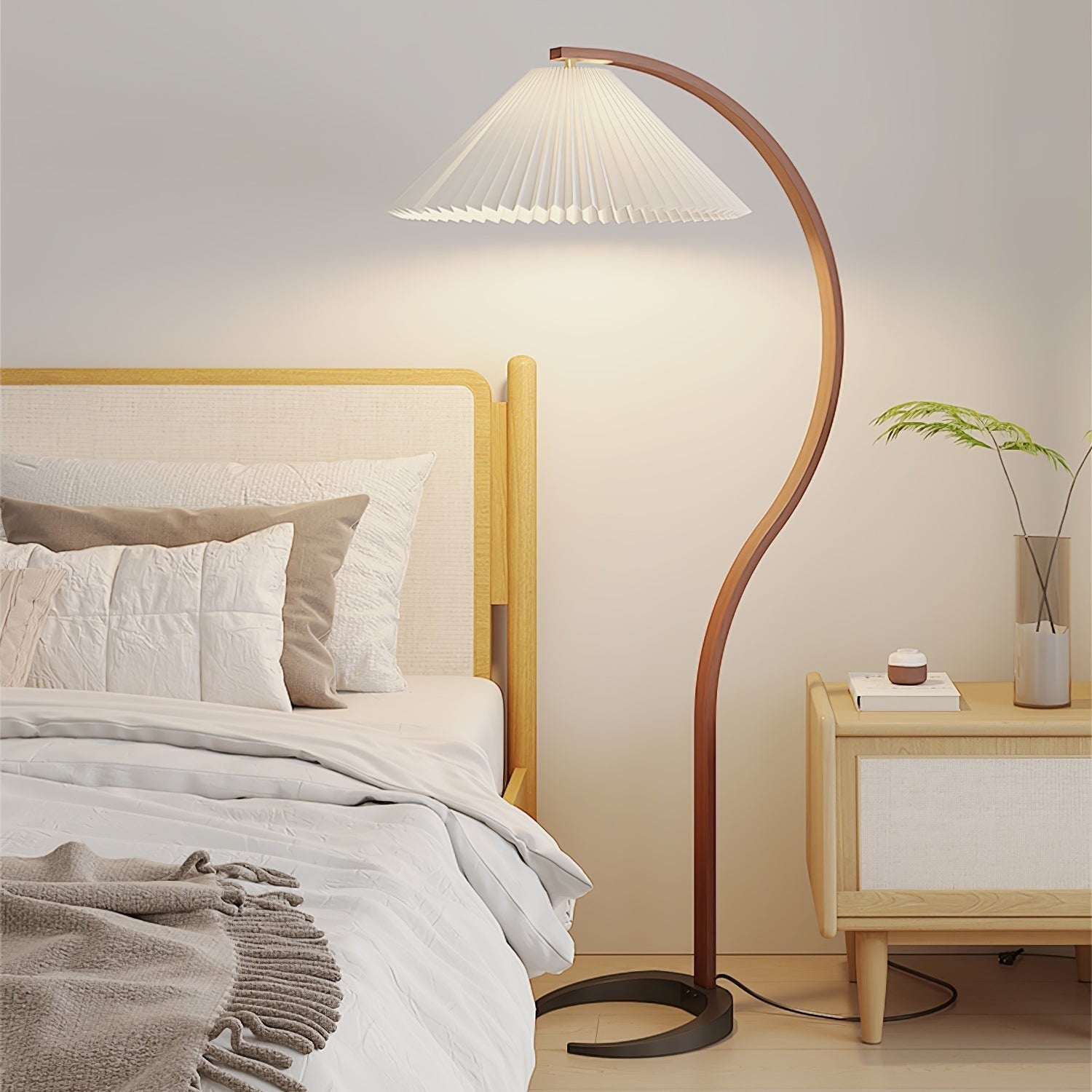 Caprani Scandinavian Floor Lamp